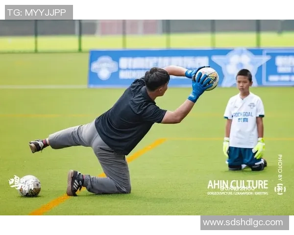 三大足球明星深度访谈他们的梦想与挑战全揭秘