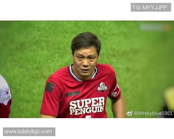 足球场上的咬人事件揭秘哪位明星球员曾因咬人而引发争议