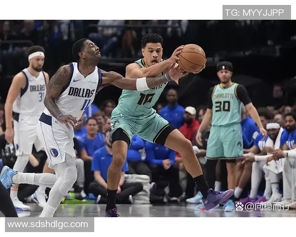 2016年NBA常规赛精彩对决马刺队与老鹰队的巅峰较量回顾