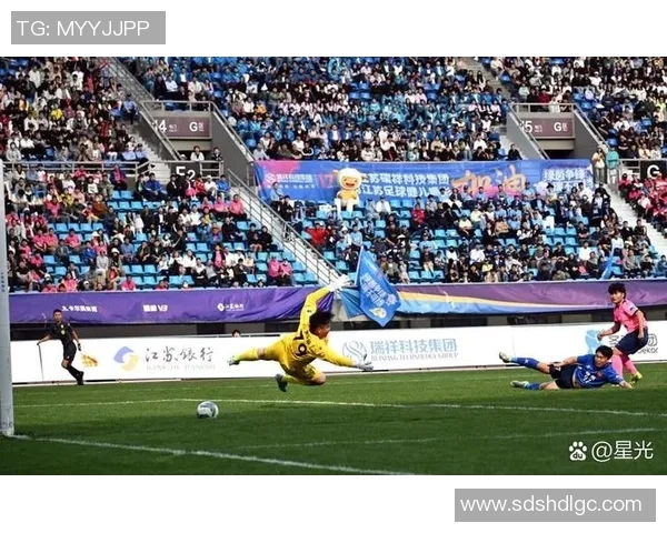 梦十二队与中国队精彩对决回放分析揭示比赛背后的战术与亮点